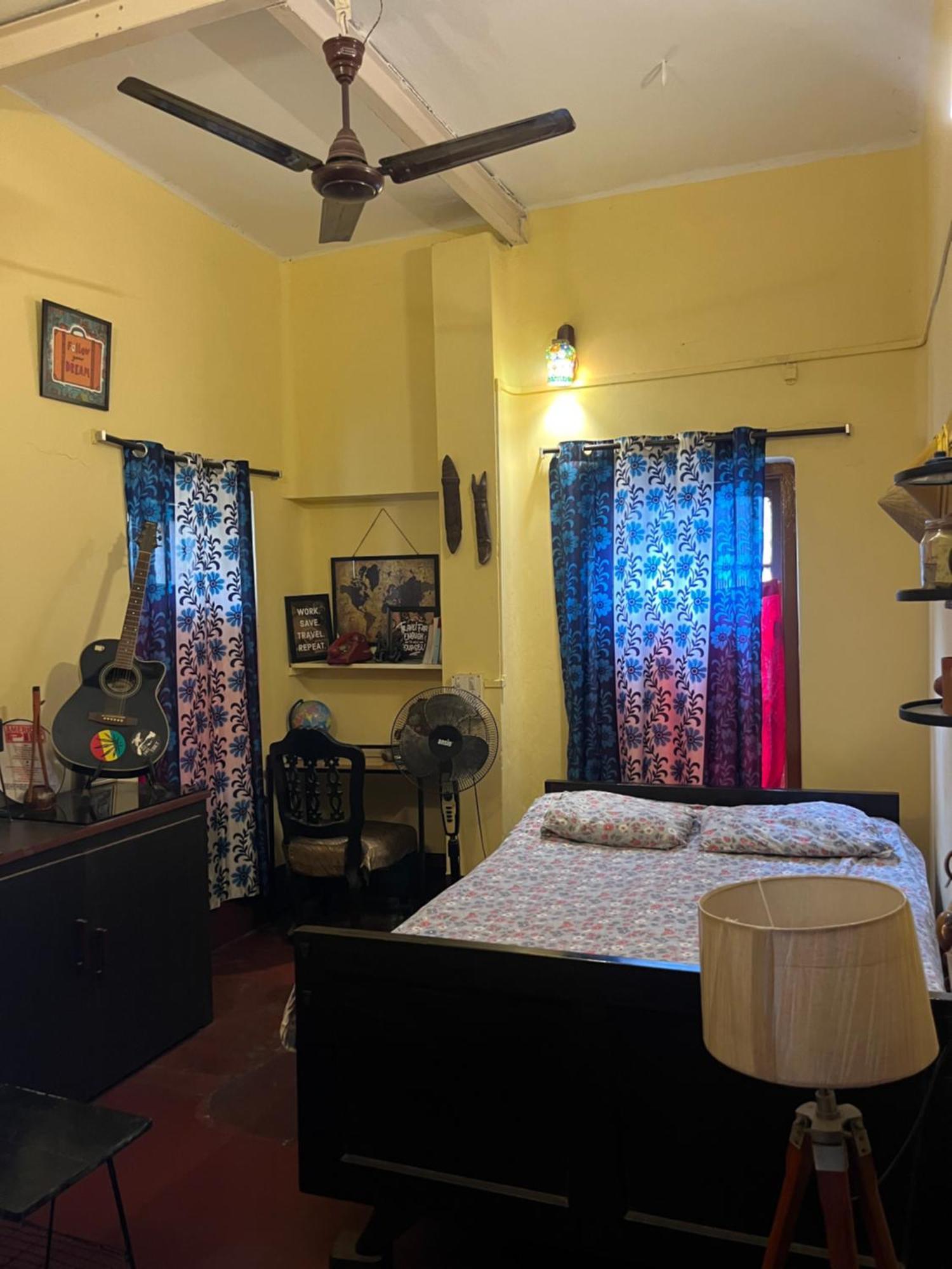 Calcutta Backpackers Homestay- For Travellers And Backpackers Bagian luar foto