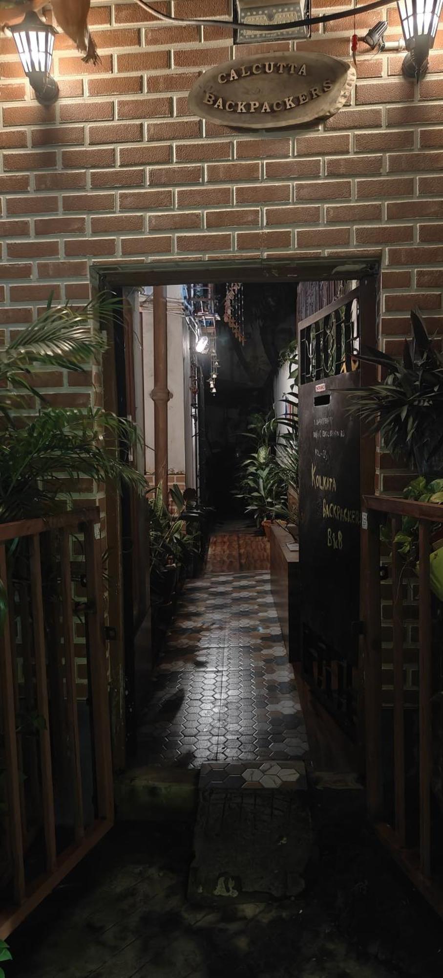 Calcutta Backpackers Homestay- For Travellers And Backpackers Bagian luar foto